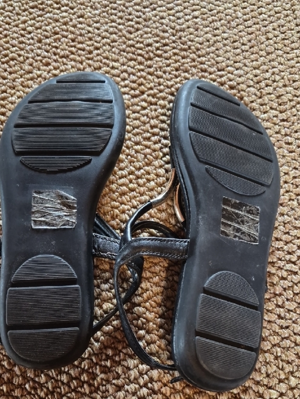 Vera Wang Black Sandal with Gold Hardware - Picture 2 of 4